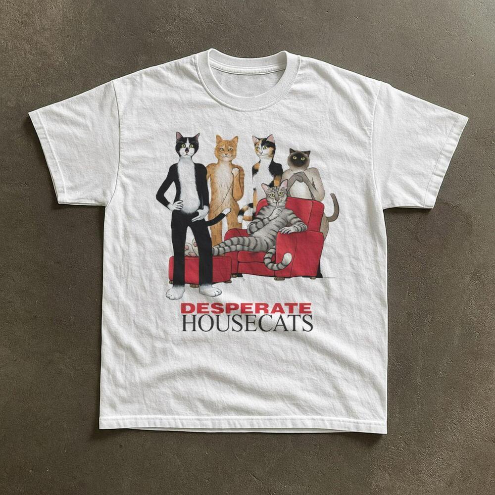 Gildan Desperate Housecats Design T-Shirt